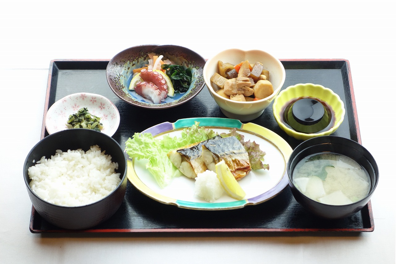 なんたん煮魚（焼魚）定食